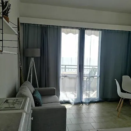 Apartament New Era 31 Menigos Glyfada (Corfu)